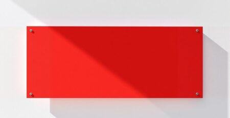 Perfecto banner rectangular rojo, luz de sol brillante.